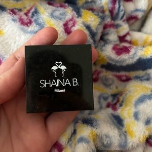 Shaina B blush